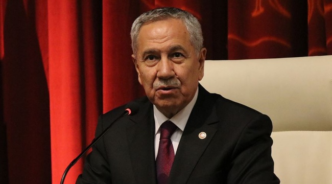 Bülent Arınç: Birileri “Ben ekonomistim” diyor…
