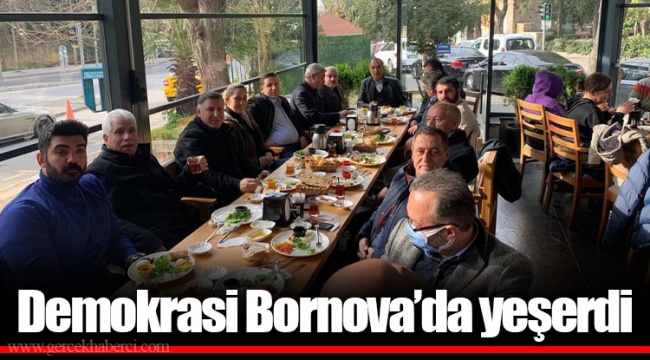 Demokrasi Bornova’da yeşerdi