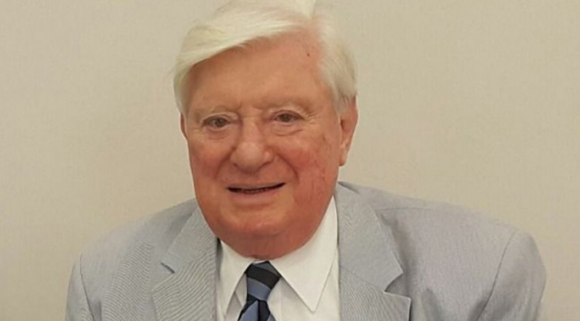 Eski Bakan Onur Kumbaracıbaşı yaşamını yitirdi