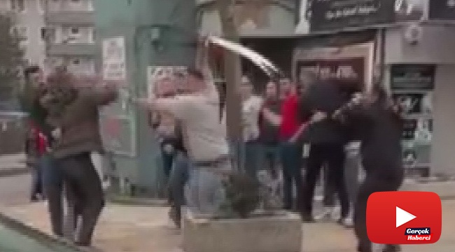 Görenler çığlık çığlığa kaldı, kavganın ortasında zülfikar kılıcıyla saldırmaya kalktı