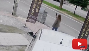 Görüntülü görüşme esnasında kız kapkaça uğradı