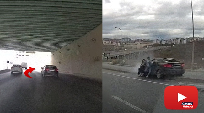 Makas atarak ilerleyen sürücü direğe çarptı