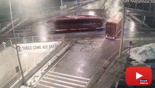 Otobüs ile kamyonun çarpışması kamerada: 11 yaralı