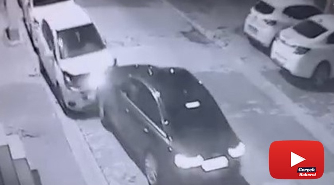 Park halindeki araca çarpıp arkasına bakmadan kaçtı