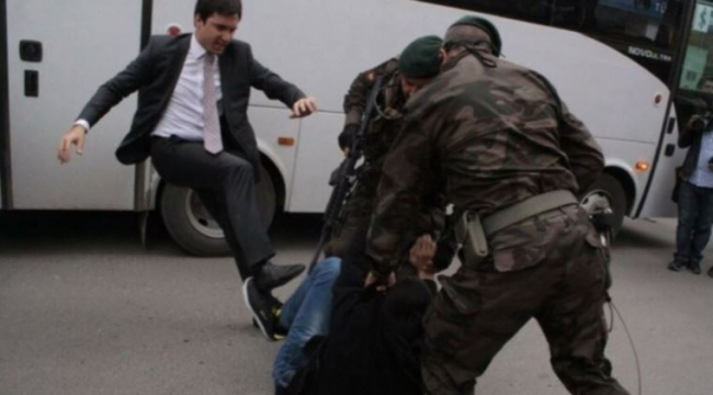 Somalı madenciyi tekmelemişti: Yerkel, işbaşı yapamıyor iddiası