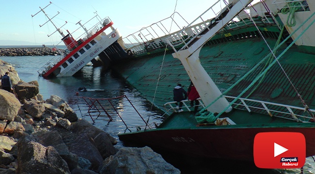 Yan yatan gemi çocukların oyun alanına döndü