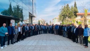 AK Partili başkan adayı 100 kişiyle birlikte o partiye geçti