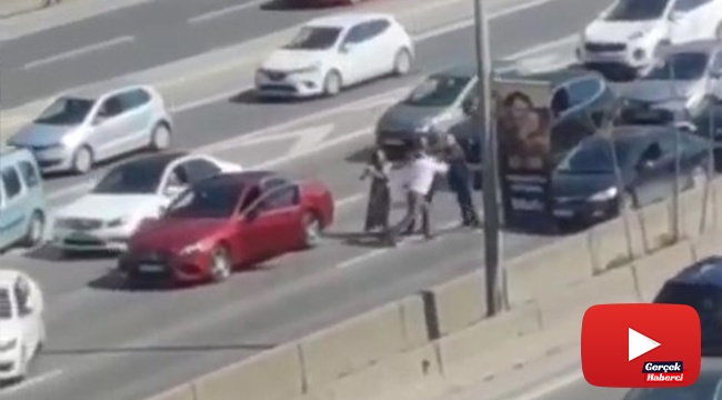 Araçları durdurup yumruk yumruğa kavga ettiler