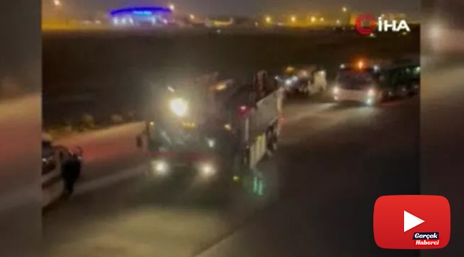 Hindistan’da duman tespit edilen uçak acil iniş yaptı