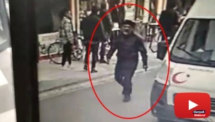 Husumetlisini böyle vurdu, dakikalar sonra elini kolunu sallaya sallaya gitti
