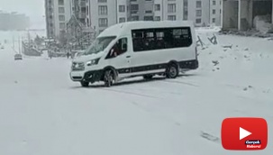 Kar nedeniyle yollar buz pistine döndü, araç sürücüleri zor anlar yaşadı