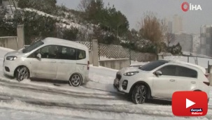 Kar yağdı, araçlar rampa yukarı çıkamadı