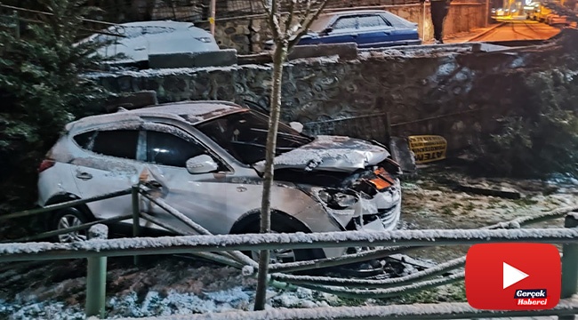 Korku dolu anlar kamerada: Otomobil çocuk parkına uçtu