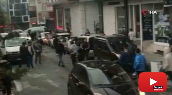 uçan tekmeli, kaldırım taşlı kavga kamerada