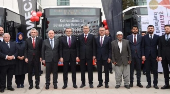 AK Partili belediye eski otobüsleri boyayıp yeni almış gibi gösterdi