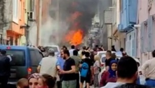 Bursa'da uçak evlerin arasına düştü: 2 pilot hayatını kaybetti