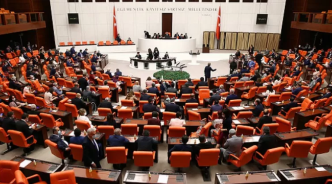CHP Seçim Yasası'nı Anayasa Mahkemesi'ne taşıdı