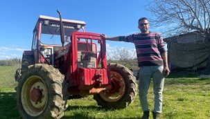 Dede yadigarı traktörü kendi imkanlarıyla çift çekere çevirdi