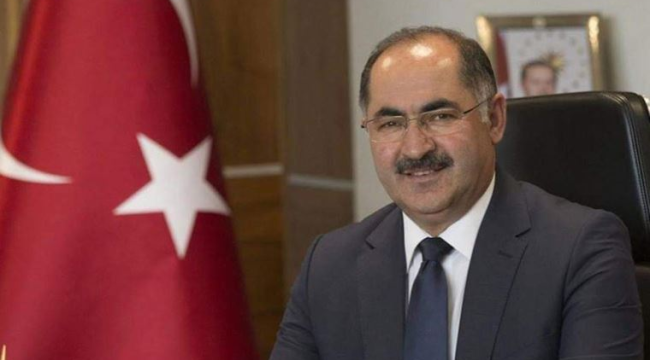 Eski rektör Şimşek memurluktan ihraç edildi