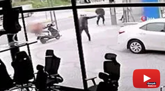 Kurye motosikletiyle gelip diş hekiminin aracını kurşunladı