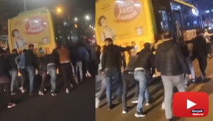 Özel halk otobüsünün yakıtı bitti, yolcular itti
