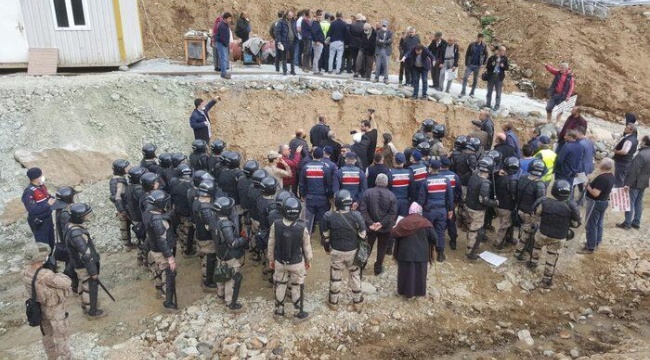 Trabzon'da 'HES' gerginliği! Jandarma ile göstericiler arasında arbede çıktı
