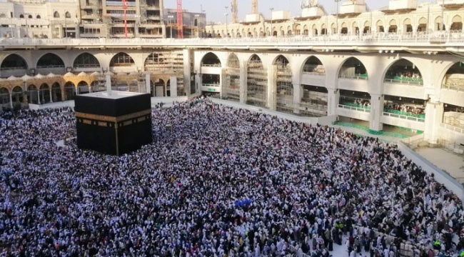 Umreye Diyanet’ten yüzde 150 zam