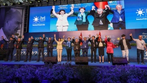 Ahmet Zeki Üçok ve Gözde Sazak, İYİ Parti'ye katıldı