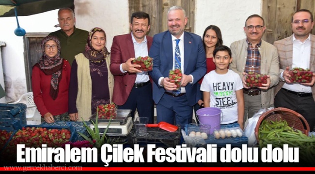 Emiralem Çilek Festivali dolu dolu