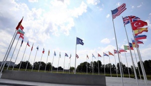 Finlandiya ve İsveç NATO'ya resmen başvurdu!