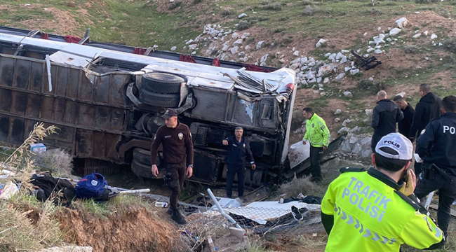 Niğde'de 3 öğrencinin öldüğü kazada yaralanan 18 kişi taburcu edildi