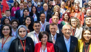 CHP'liler 1 milyon evi ziyaret etti