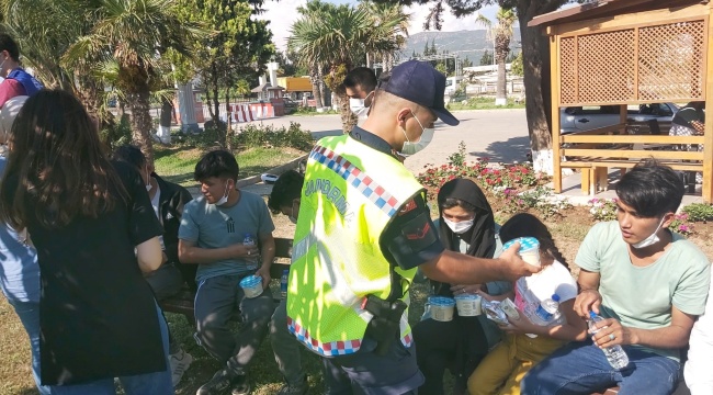 Devriye esnasında 41 göçmen ve 2 şüpheli yakalandı
