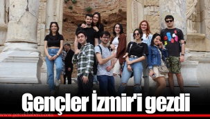Gençler İzmir'i gezdi
