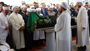 “İsmailağa cemaatinde post kavgası başladı”