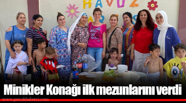 Minikler Konağı ilk mezunlarını verdi