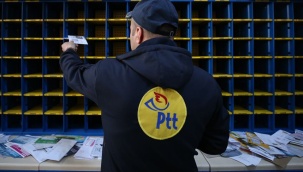 PTT yerine hurdacıya gitti: Postacı 53 bin adet postayı kağıt hurda olarak sattı