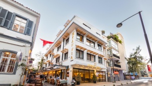 Şehir merkezinin butik yıldızı Gran Via Hotel Alsancak Açıldı