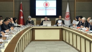 Sosyal medyaya yönelik yasa teklifinin ilk 15 maddesi, TBMM Adalet Komisyonu’nda kabul edildi