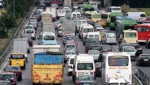 TÜİK açıkladı: Trafiğe kaydı yapılan taşıt sayısı azaldı