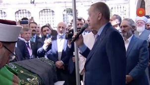 Ustaosmanoğlu'nun cenaze töreninde İsmailağa Cemaati'nin yeni lideri açıklandı
