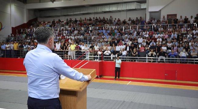 Başkan Sandal personeliyle bayramlaştı; Maaş ve ikramiye müjdesi!