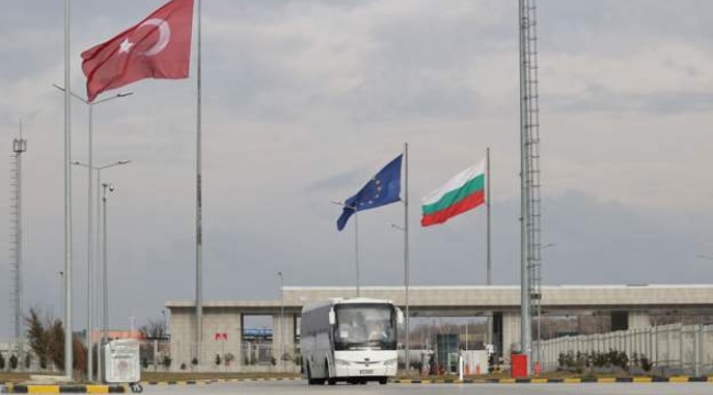 Cumhurbaşkanı Erdoğan Bulgaristan vatandaşlarının Türkiye’ye pasaportsuz girebilmesine karar verdi