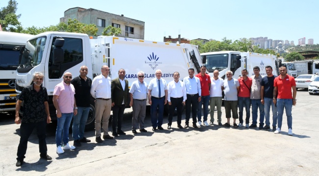 Karabağlar'a bayram armağanları