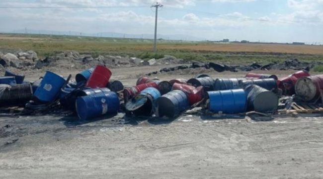 Konya’da arazilere içi asit dolu variller bırakıldı!
