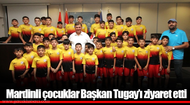 Mardinli çocuklar Başkan Tugay’ı ziyaret etti