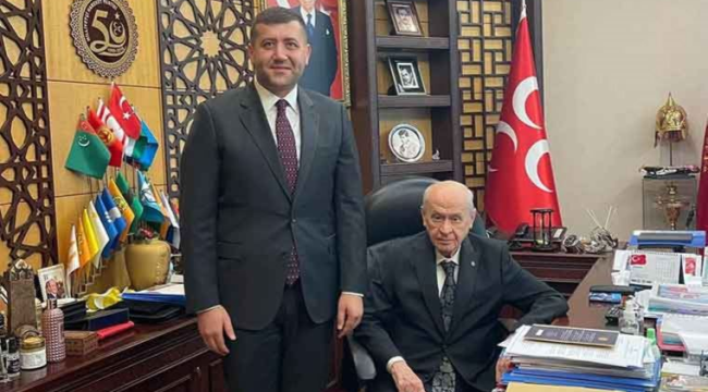 MHP'den istifa eden Baki Ersoy partisine yeniden üye oldu