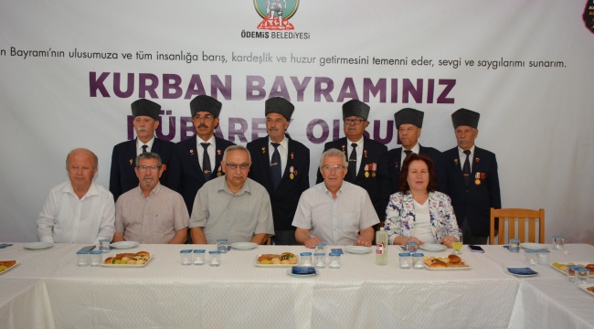 Ödemiş’te bayramlaşma töreni