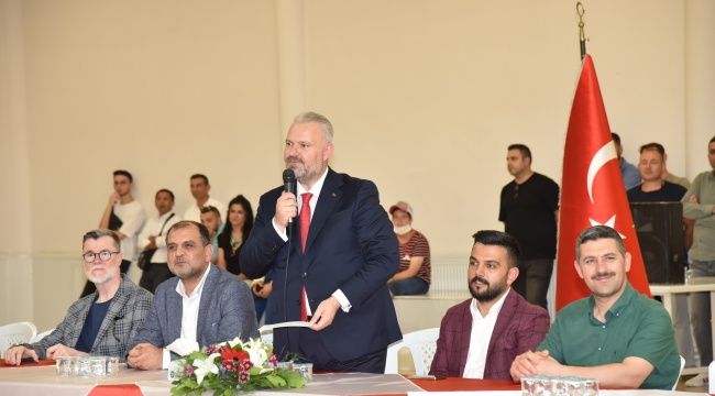 Pehlivan, belediye personeliyle bayramlaştı