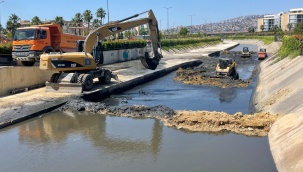 Peynircioğlu ve Ahırkuyu derelerinde temizlik çalışmaları tamamlandı